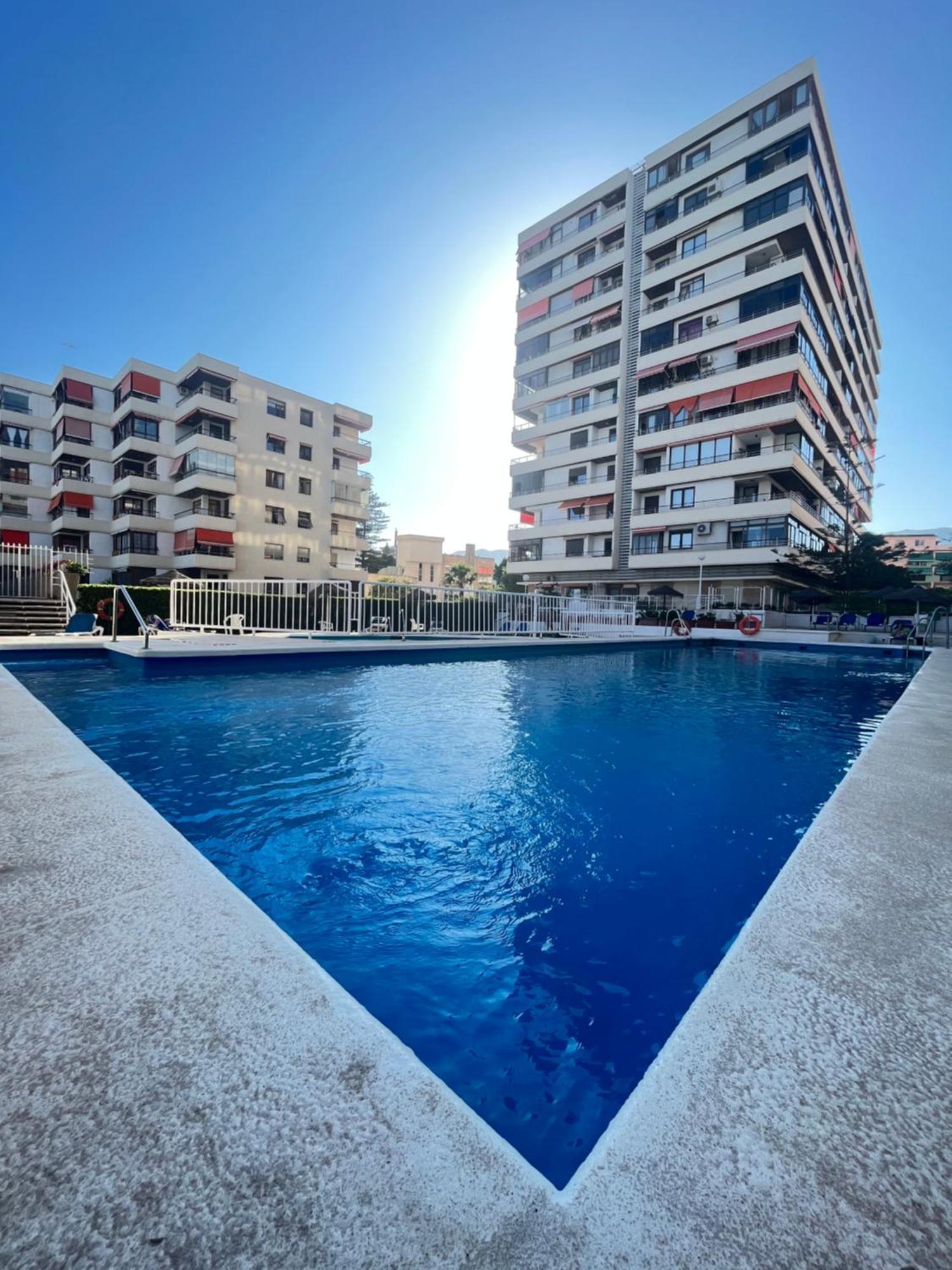 Moderno Apartamento En La Nogalera توريمولينوس المظهر الخارجي الصورة